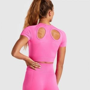 Gymshark Ultra Seamless Crop Top - Cyber Pink Size Small